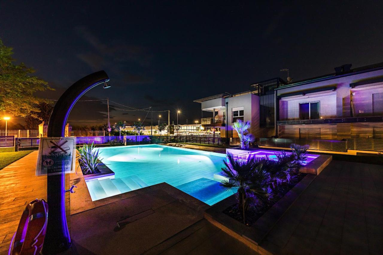 Una Terrazza Sul Lago A2 Con Piscina By Wonderful Italy Apartment Peschiera del Garda Luaran gambar