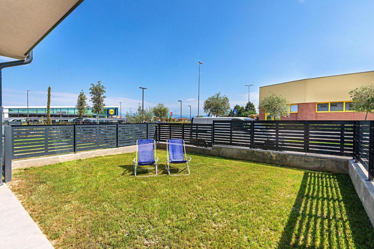 Una Terrazza Sul Lago A2 Con Piscina By Wonderful Italy Apartment Peschiera del Garda Luaran gambar